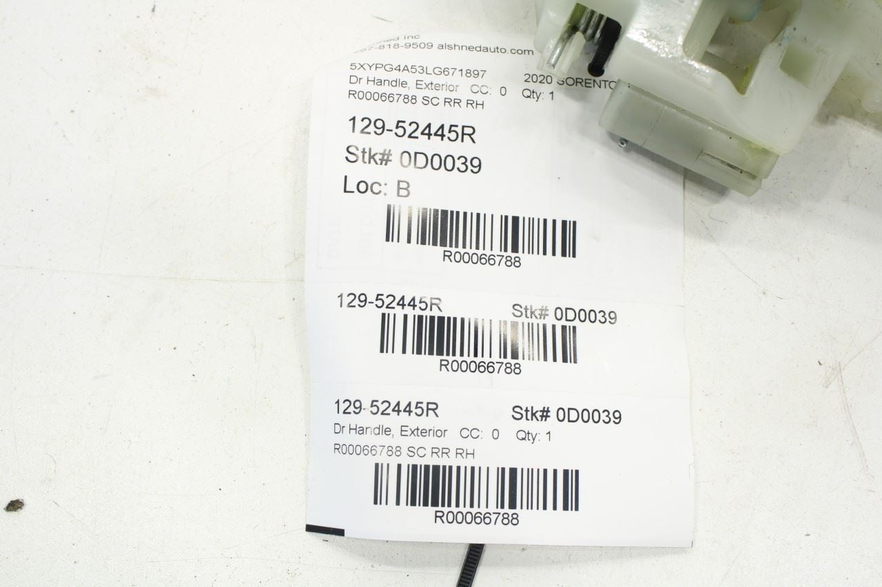15-20 Kia Sorento LX 3.3L Rear Passenger Right Side Door Exterior Handle *ReaD* - Alshned Auto Parts