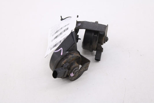 2011-2016 Porsche Cayenne S High and Low Note Horn w/ Bracket 958-951-184 OEM - Alshned Auto Parts