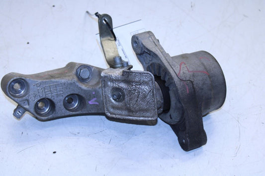 2014-2020 Maserati Ghibli 3.0L Left Side Engine Motor Mount Bracket 290120 OEM - Alshned Auto Parts