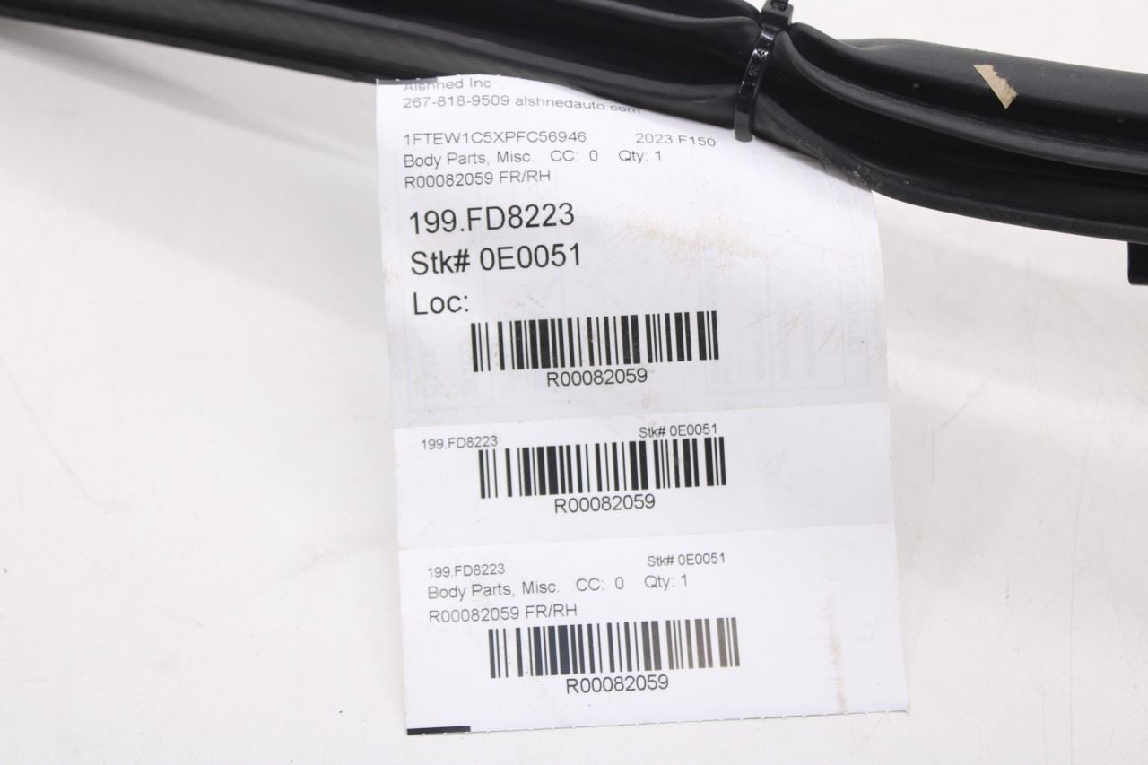 2015-26 Ford F150 XLT Supercrew Front Right Passenger Door Weatherstrip On Body9