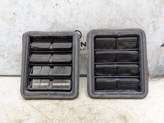 11-21 Jeep Grand Cherokee RR RH/LH Quarter Panel Pressure Vent 68260545AA *ReaD - Alshned Auto Parts