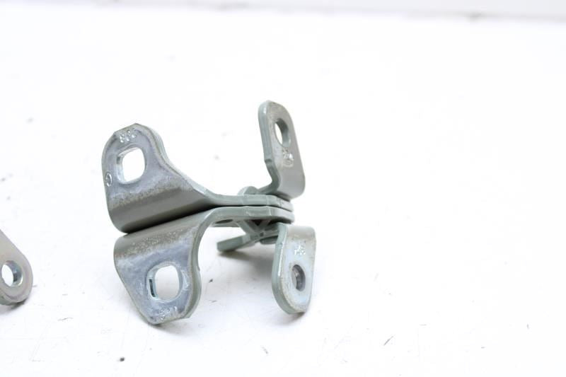 2024-2025 Chevrolet Trax Rear Left Side Door Hinge Upper and Lower 13590931 OEM - Alshned Auto Parts