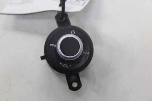 17-19 Alfa Romeo Giulia Ti Center Console Radio Volume Control Switch 156107465 - Alshned Auto Parts