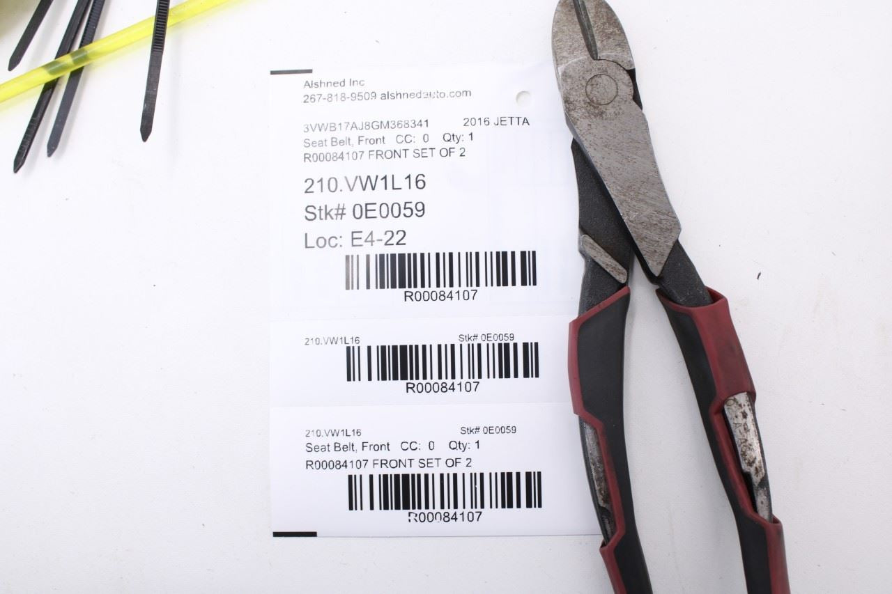 11-17 Volkswagen Jetta Sport FWD Front Right and Left Side Seat Belt Buckle Set11