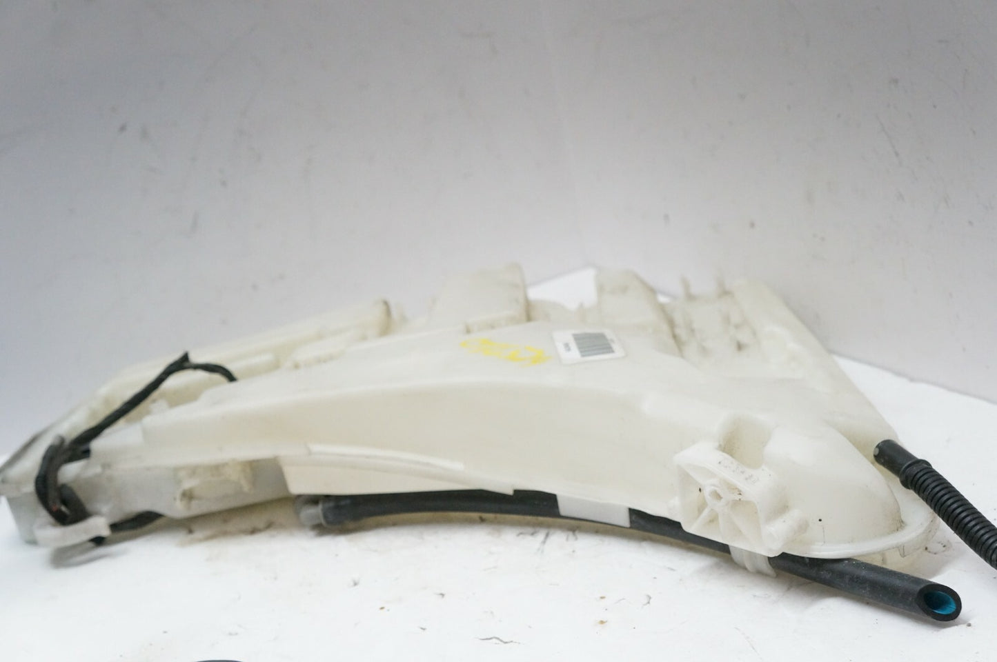 2010-2016 BMW 535I Windshield Washer Reservoir 132640-11 OEM VA3945 - Alshned Auto Parts