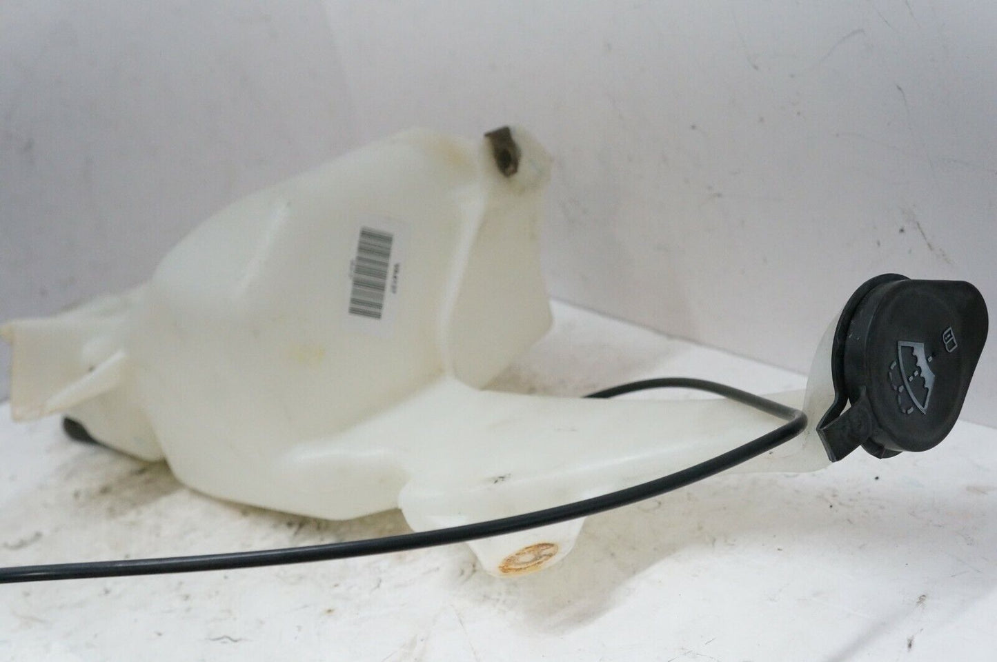 2007-2013 GMC Sierra 1500 Windshield Washer Reservoir Tank 20999339 OEM - Alshned Auto Parts