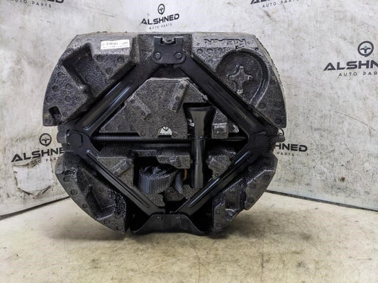 2019-2021 GMC Terrain Lift Jack w/ Foam Holder Container 23462781 OEM - Alshned Auto Parts