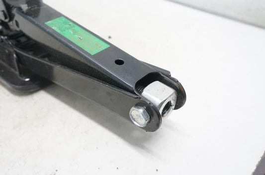 2015-2020 Kia Sorento Lift Jack 09110C5000 OEM - Alshned Auto Parts