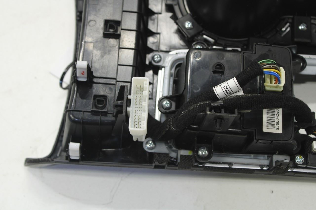 16-20 Kia Sorento LX Console Shifter Trim Bezel w/ Cup Holder 84650-C6000WK - Alshned Auto Parts