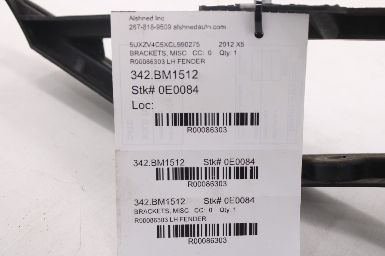 07-13 BMW X5 xDrive35i Front Fender Driver Left Side Upper Support Mount Bracket14