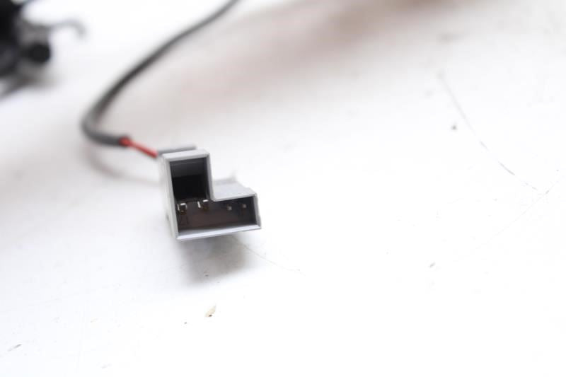 2012-15 Mini Cooper Front Left Driver Side Seat Belt Buckle 72-11-2-759-233 OEM - Alshned Auto Parts