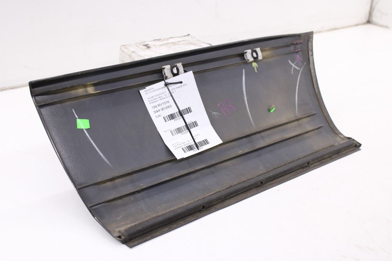 2010-12 Land Rover Range Rover HSE Rear Right Door Lower Molding LR006219 *ReaD*9