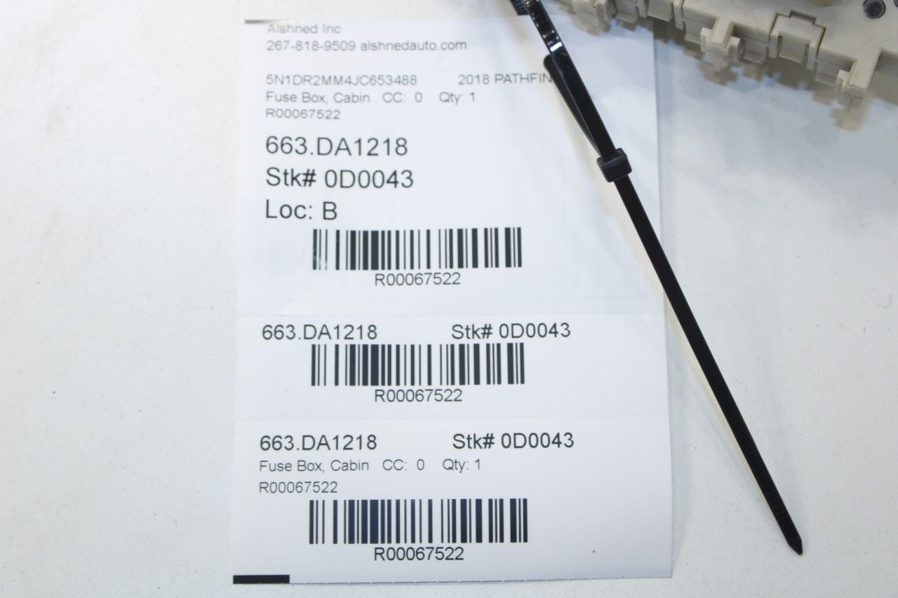 17-20 Nissan Pathfinder SV 3.5L Cabin Instrument Panel Fuse Relay Junction Block - Alshned Auto Parts