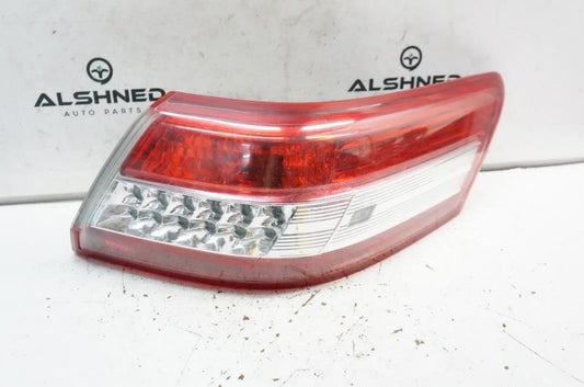 2009-2011 Toyota Camry Rear Right Passenger Side Tail Light Lamp 81550-06340 OEM - Alshned Auto Parts