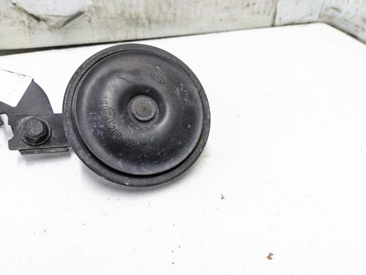 2013 Kia Soul Low Pitch Horn w/ Bracket 96610-2K700 OEM - Alshned Auto Parts