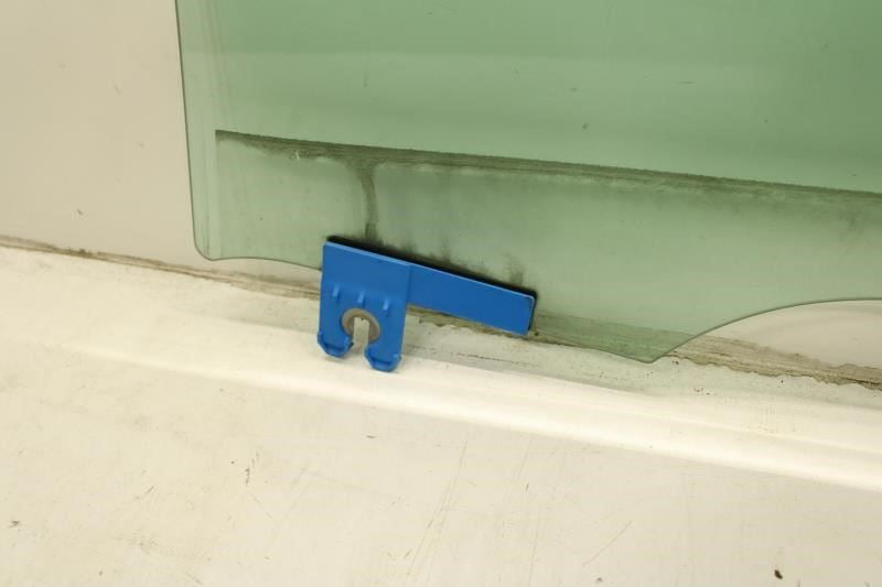 2017-2024 Chrysler Pacifica Front Right Side Door Window Glass 68231940AB OEM - Alshned Auto Parts