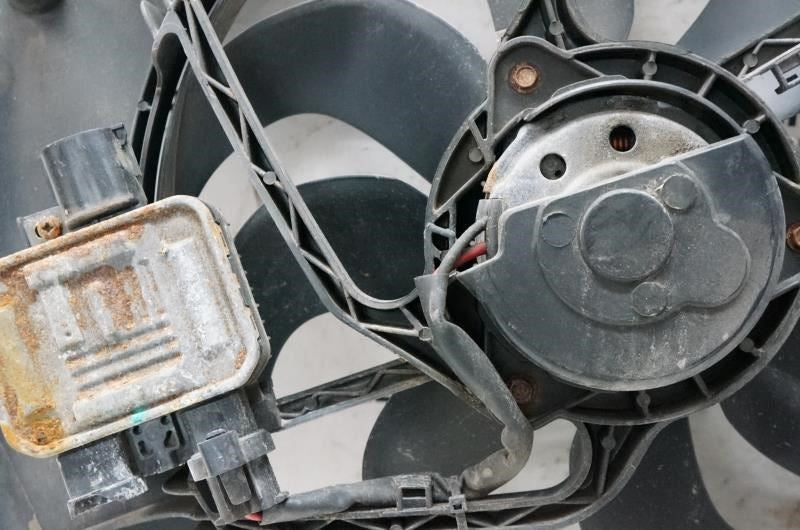 2015 Volvo XC60 Radiator Cooling Fan Motor Assembly 31686810 OEM - Alshned Auto Parts