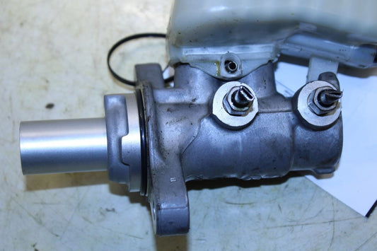 2014-2018 Jeep Cherokee 75th Anniversary 3.2L Brake Master Cylinder w/ Reservoir - Alshned Auto Parts