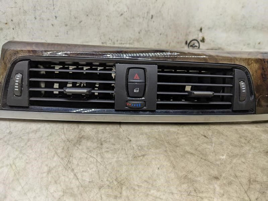 2014-2016 BMW 428i xDrive Center Dash Air Vents with Trim Bezel 9231229 OEM - Alshned Auto Parts