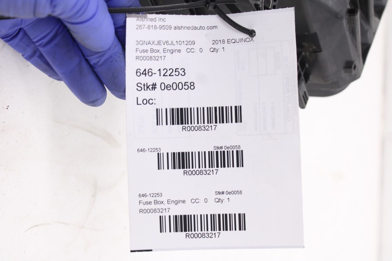 2018-21 Chevrolet Equinox LT 1.5L Engine Bay Fuse Relay Junction Block 2324668213