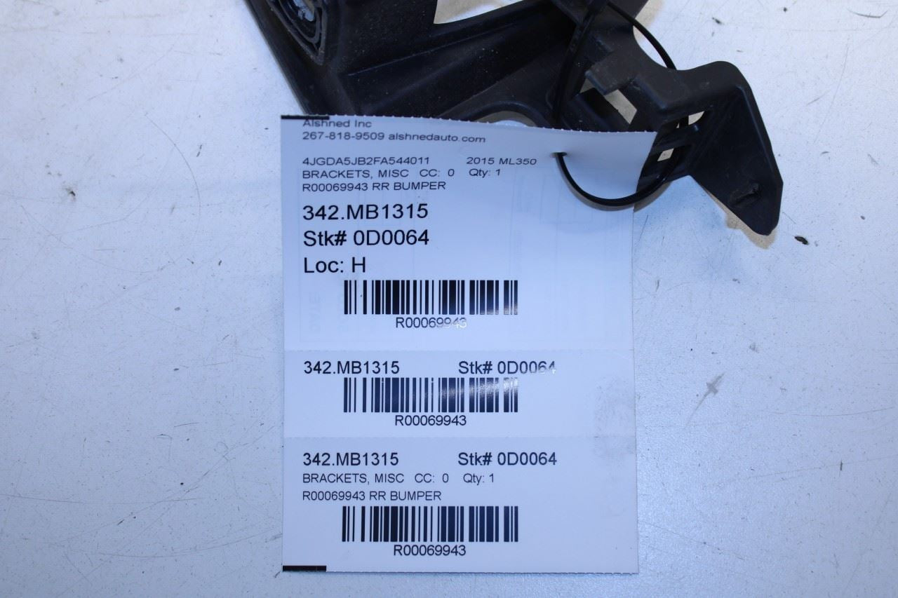 2012-2015 Mercedes-Benz ML350 3.5L RWD Rear Bumper Carrier Center Bracket Mount - Alshned Auto Parts