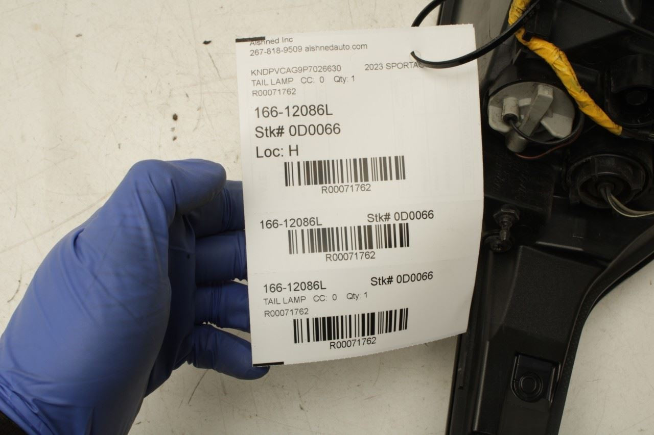 2023-25 Kia Sportage Hybrid EX Rear Left Driver Side Tail Light Lamp 92401-P1020 - Alshned Auto Parts