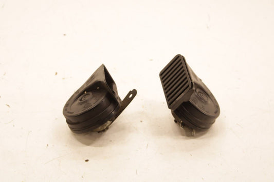 2013-2018 Jeep Wrangler Sport 2dr High and Low Note Horn w/ Bracket 68268568AA - Alshned Auto Parts