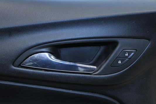 2019-2021 Chevrolet Equinox LT Front Left Driver Door Trim Panel 84821669 OEM - Alshned Auto Parts