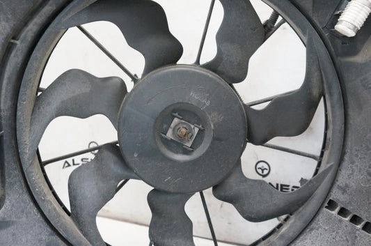 2012-2013 Kia Soul Radiator Cooling Fan Motor Assembly 253802K600 OEM - Alshned Auto Parts