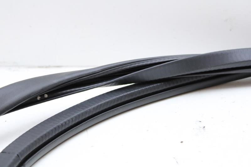 2019-2023 Jeep Cherokee Front Right Door Weatherstrip On Body 05056307AA OEM - Alshned Auto Parts