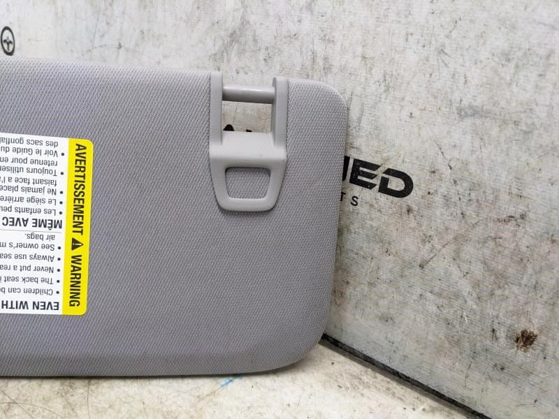 18-21 Chevrolet Equinox FR RH Sun Visor w/ Illuminated Mirror 84836048 OEM *ReaD - Alshned Auto Parts