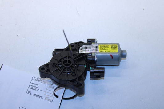 2020-2025 KIA Soul LX Front Right Side Door Power Window Motor 82460-K0000 OEM - Alshned Auto Parts