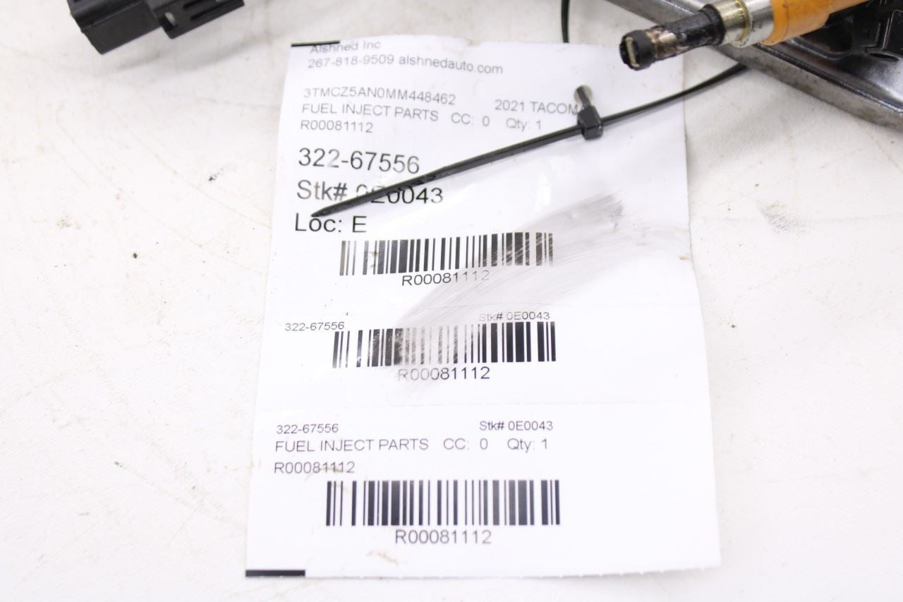 2015-23 Toyota Tacoma SR5 Double Cab 3.5L 4WD Upper Fuel Delivery Rail w/ Sensor16