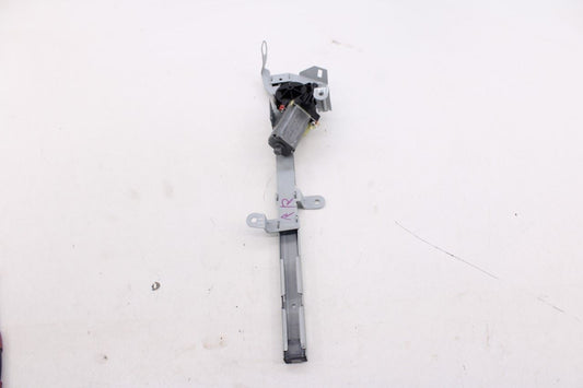 06-09 Mercedes-Benz CLK 350 Front RH Side Seat Belt Feeder Adjuster Guide *ReaD* - Alshned Auto Parts