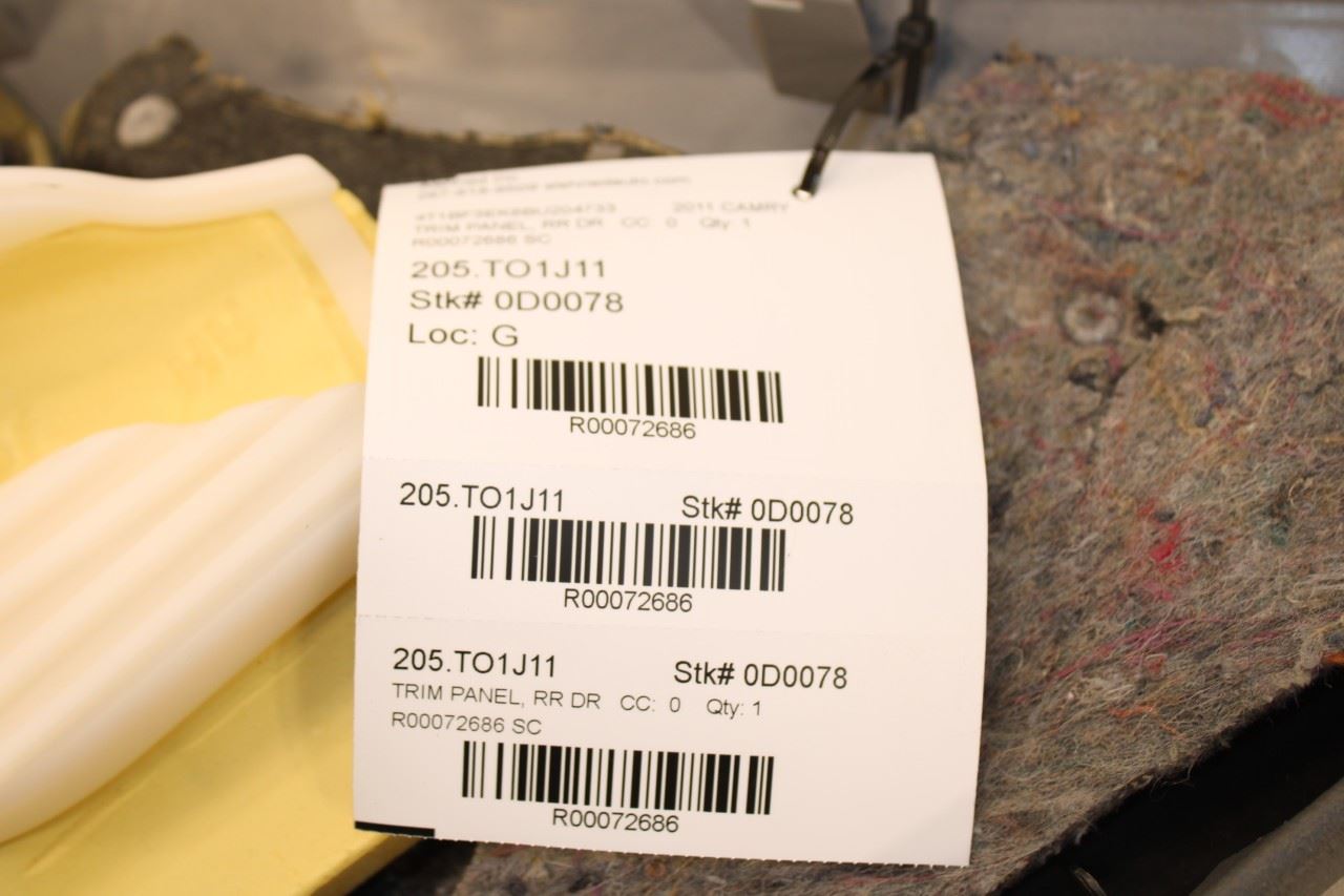 10-11 Toyota Camry LE Rear Right Passenger Door Trim Panel 67630-06852-B0 *ReaD* - Alshned Auto Parts