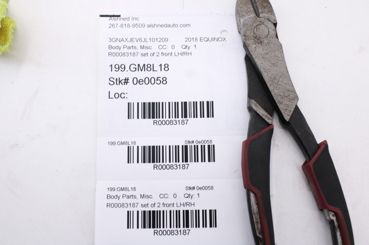 18-24 Chevrolet Equinox Front and Rear Right Door B-Pillar Trim 84242447 *ReaD*17
