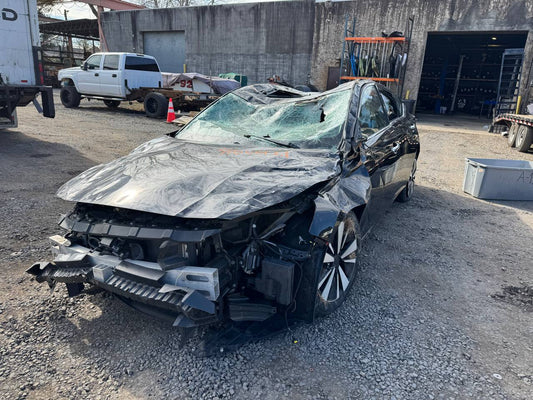 Donor vehicle 2019 Nissan Altima 2.5 SL Black - Alshned Auto Parts