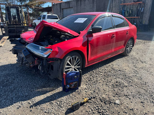 Donor vehicle 2016 Volkswagen Jetta 1.8T Sport Red - Alshned Auto Parts