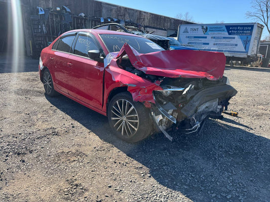 Donor vehicle 2016 Volkswagen Jetta 1.8T Sport Red - Alshned Auto Parts
