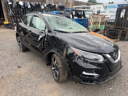 Donor vehicle 2022 Nissan Rogue Sport SL AWD Xtronic CVT - Alshned Auto Parts