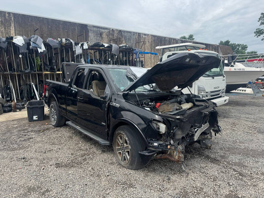 Donor vehicle 2016 Ford F150 SuperCab Lariat Black - Alshned Auto Parts