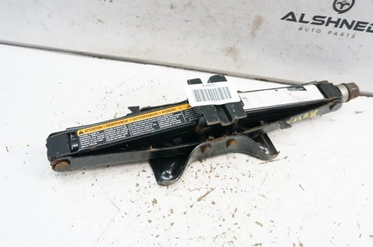 2015 Chevrolet Impala Lift Jack 13581762 OEM - Alshned Auto Parts