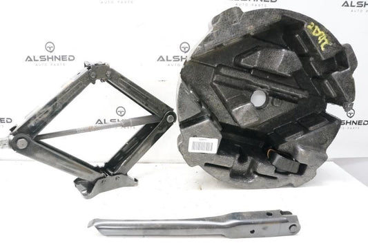 2018 Chevrolet Trax Scissor Lift Jack Foam Tray 95089601 OEM - Alshned Auto Parts