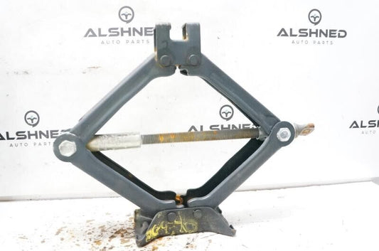 2014 Hyundai Sonata Jack And Foam Holder 09110-3K000 OEM - Alshned Auto Parts