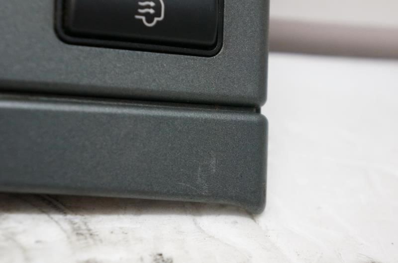 2006 Land Rover Range Rover Center Dash Clock 4020100-00 OEM - Alshned Auto Parts