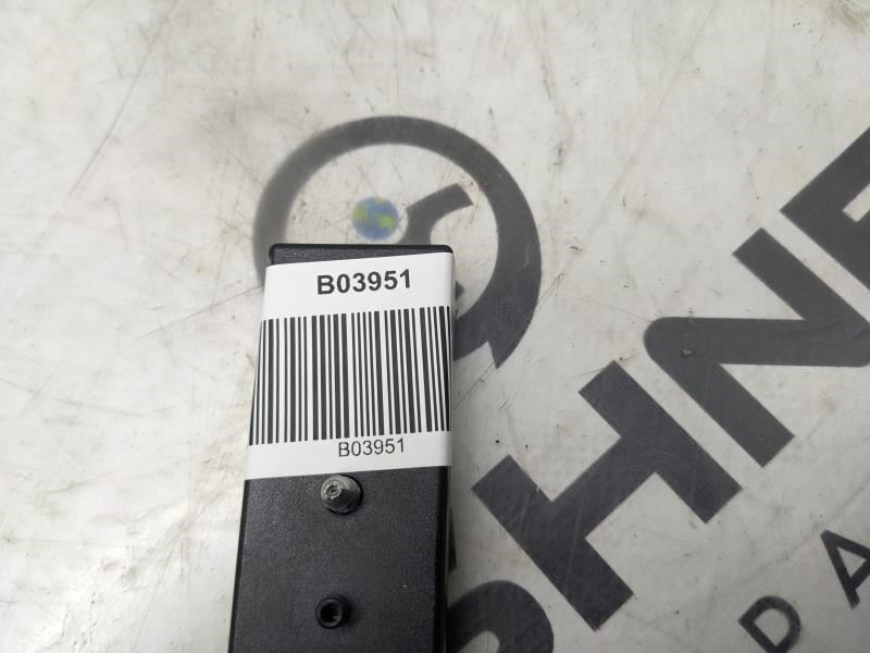 2015-2022 Mini Cooper Clubman Antenna Amplifier AM FM 65209338153 OEM - Alshned Auto Parts