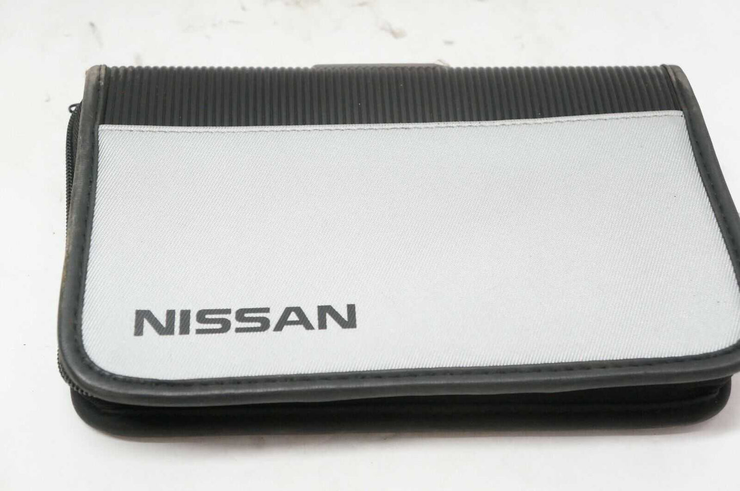 2005 Nissan Murano Reference Guide and Navigation System manual with Case - Alshned Auto Parts