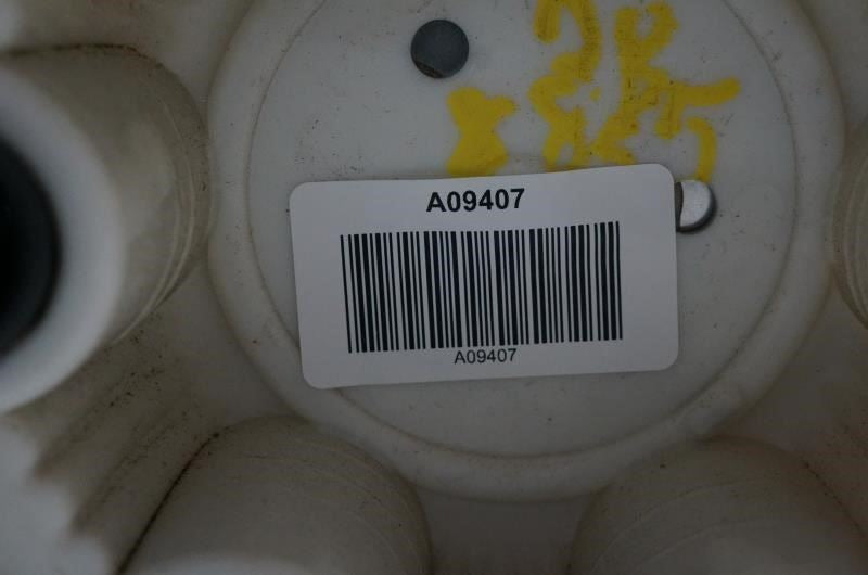 2014 Chevrolet Silverado Wheel Center Cup 22837059 OEM - Alshned Auto Parts