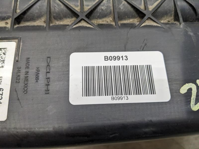 2019 Chevrolet Suburban Fuel Vapor Evaporator Emission Canister 84316724 OEM - Alshned Auto Parts