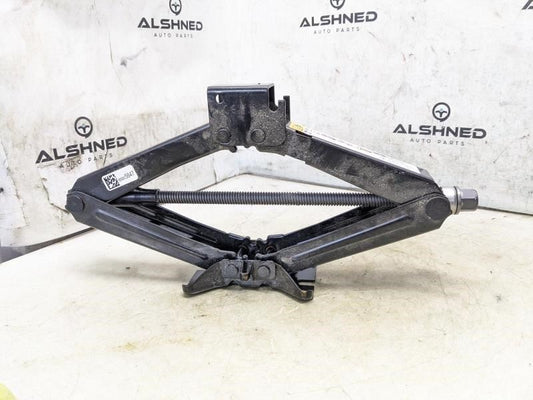 2020-2022 Buick Encore GX Spare Tire Floor Jack 42608319 OEM - Alshned Auto Parts